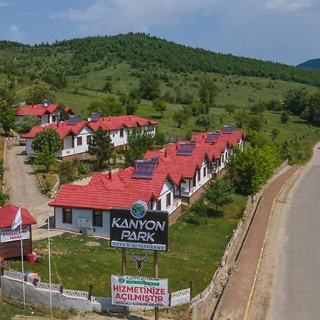 Kanyon Park Otel Ve Restaurant Demirci   Esterno foto