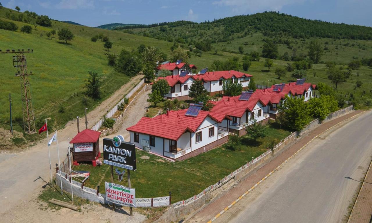 Kanyon Park Otel Ve Restaurant Demirci   Esterno foto
